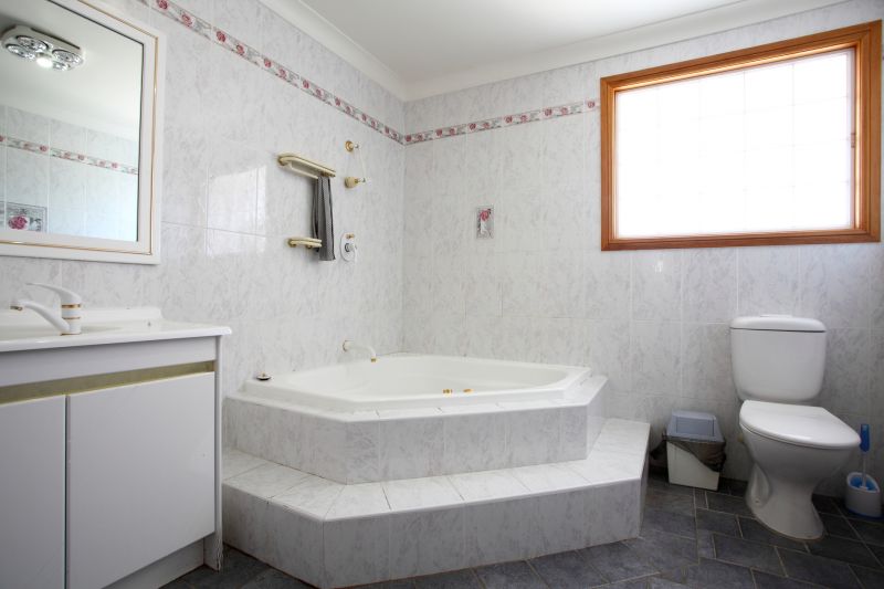 Top Bathtub Installation Companies in Powell, OH